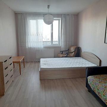 Драгоманова вул., 6/1