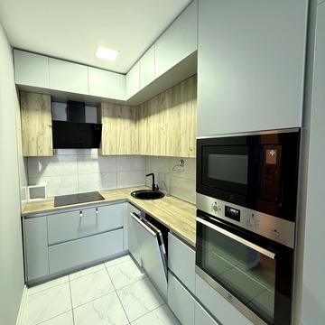 Європейського Союзу просп. (Правди), 41-Е