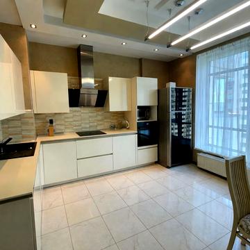 Андрія Верхогляда вул. (Михайла Драгомирова), 12