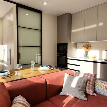 Тадея Рильського бульв., 4