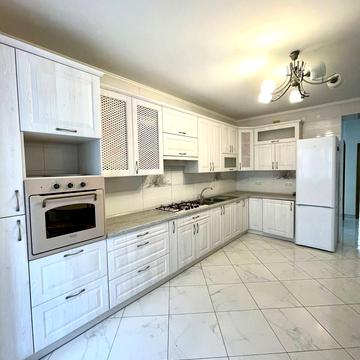 Івана Рубчака вул., 7