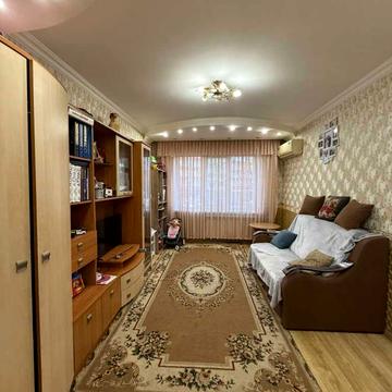 Володимира Івасюка вул. (Головка), 18