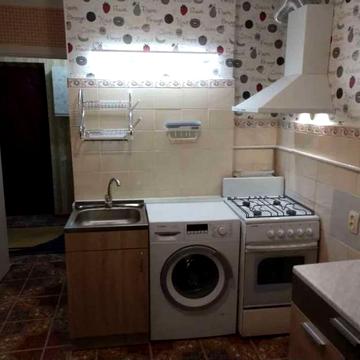 Виноградний пров., 6