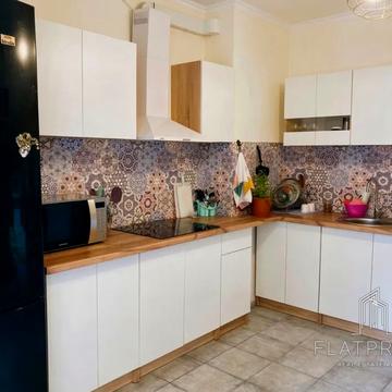 Олени Пчілки вул., 2-Б