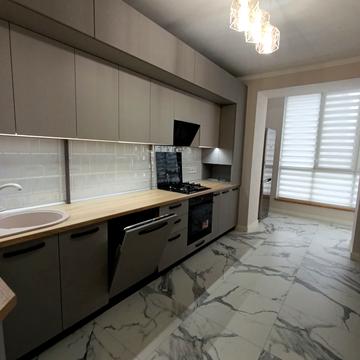 Двірська вул., 20/1