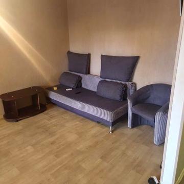 Богдана Хмельницького вул., 25