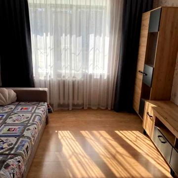 Кирилівська вул. (Фрунзе), 124