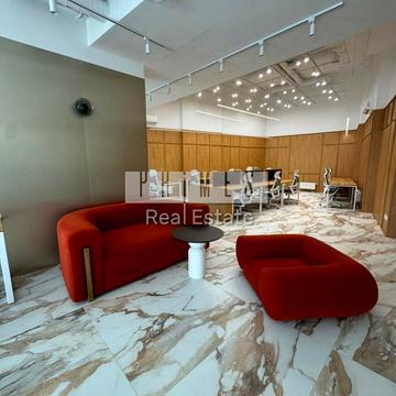 Буслівська вул., 12