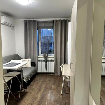 Машинобудівна вул., 41