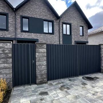 Черняхівського вул.