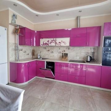 Середньофонтанська вул., 35