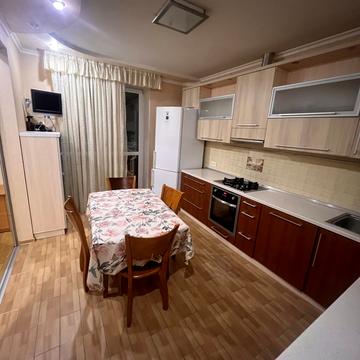 Зарічанська вул., 46