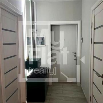 Сирецька вул., 32