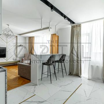 Раїси Окіпної вул., 10-А