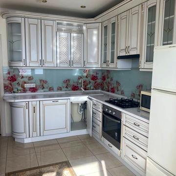 Зарічанська вул., 9