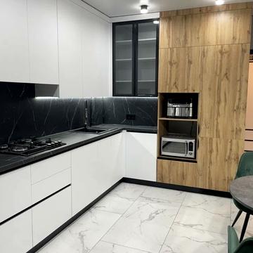 Під Голоском вул., 16