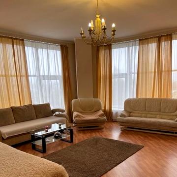 Мала Арнаутська вул., 105/1