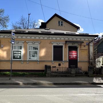 Матейки вул., 30