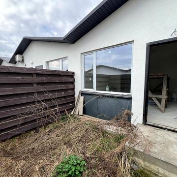 Богатирська вул.