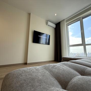 Бульварно-Кудрявська вул. (Воровського), 17-Б