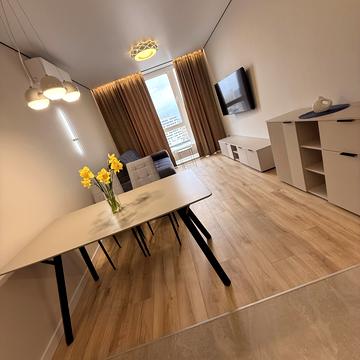 Олександра Олеся вул., 8/17