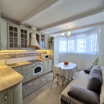 Київська вул., 249