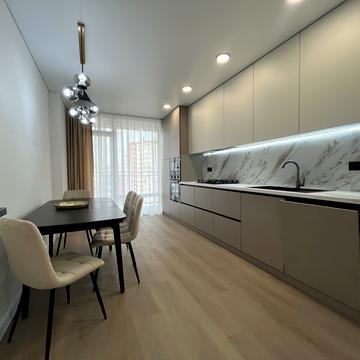 Юліана Пелеша вул., 3