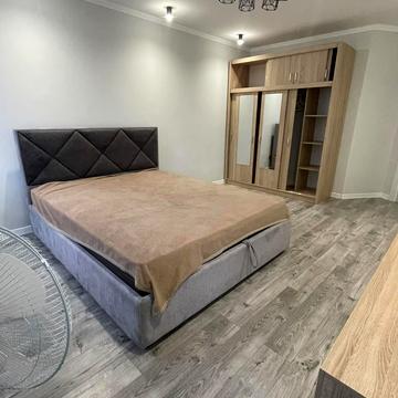 Київська вул., 9-Б