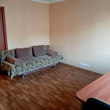 Академіка Амосова вул. (Кірова), 37