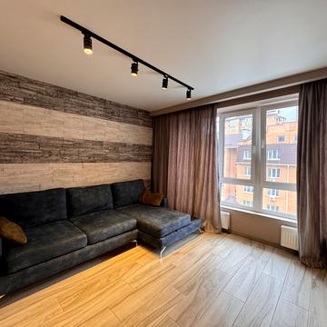 Літературна вул. (Чехова), 11