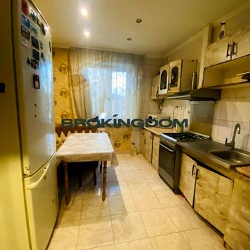 Миколи Ушакова вул., 20-А