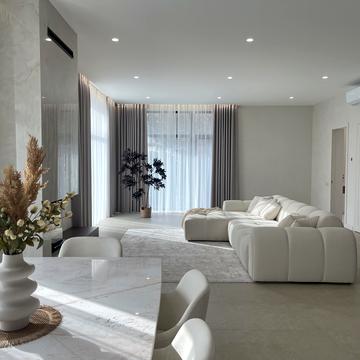 Квітнева вул.