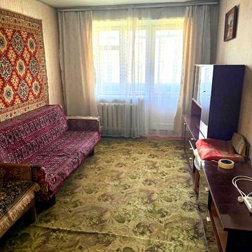 Університетська вул. (Першотравнева), 25