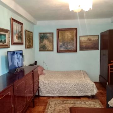 Автозаводська вул., 27