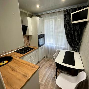 Генерала Радієвського вул. (Тинка), 11