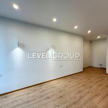 Всеволода Змієнка вул., 15/23