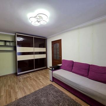 Степана Тимошенка вул., 7