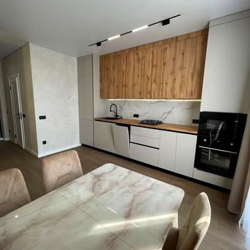 Ольги Кисілевської вул., 37