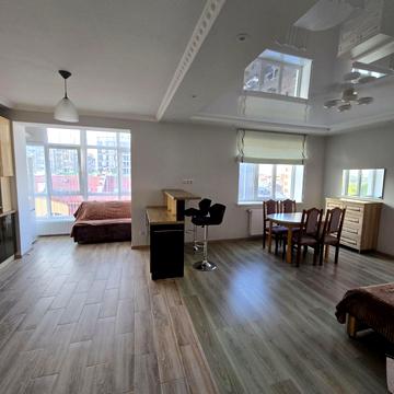 Бельведерська вул., 35