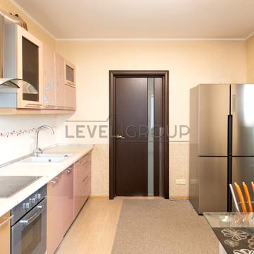 Європейського Союзу просп. (Правди), 31-А