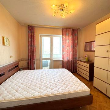 Ревуцького вул., 13