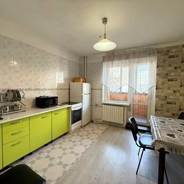 Ревуцького вул., 42