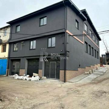 Миколи Вінграновського вул. (Пушкіна), 40/1