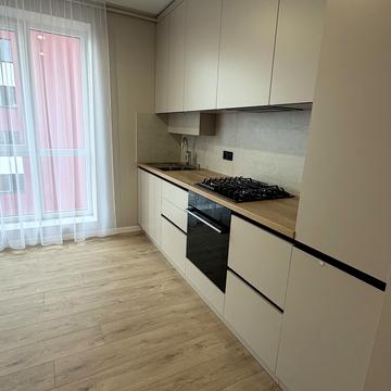 Студентська вул., 34а