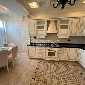 Чернишевська вул., 50