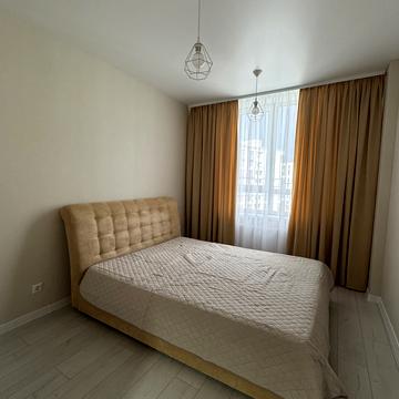 Університетська вул., 3/10