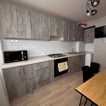 Євгена Танцюри вул., 11