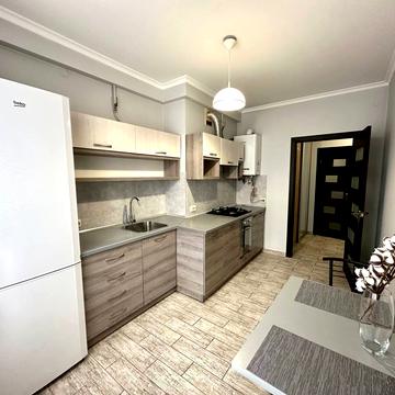 Авраама Лінкольна вул. (Димитрова), 6