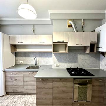 Авраама Лінкольна вул. (Димитрова), 6