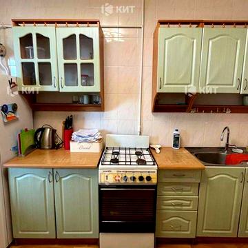 Молодіжна, 7